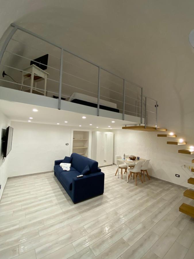 Little Dreams Apartment Trani Eksteriør billede